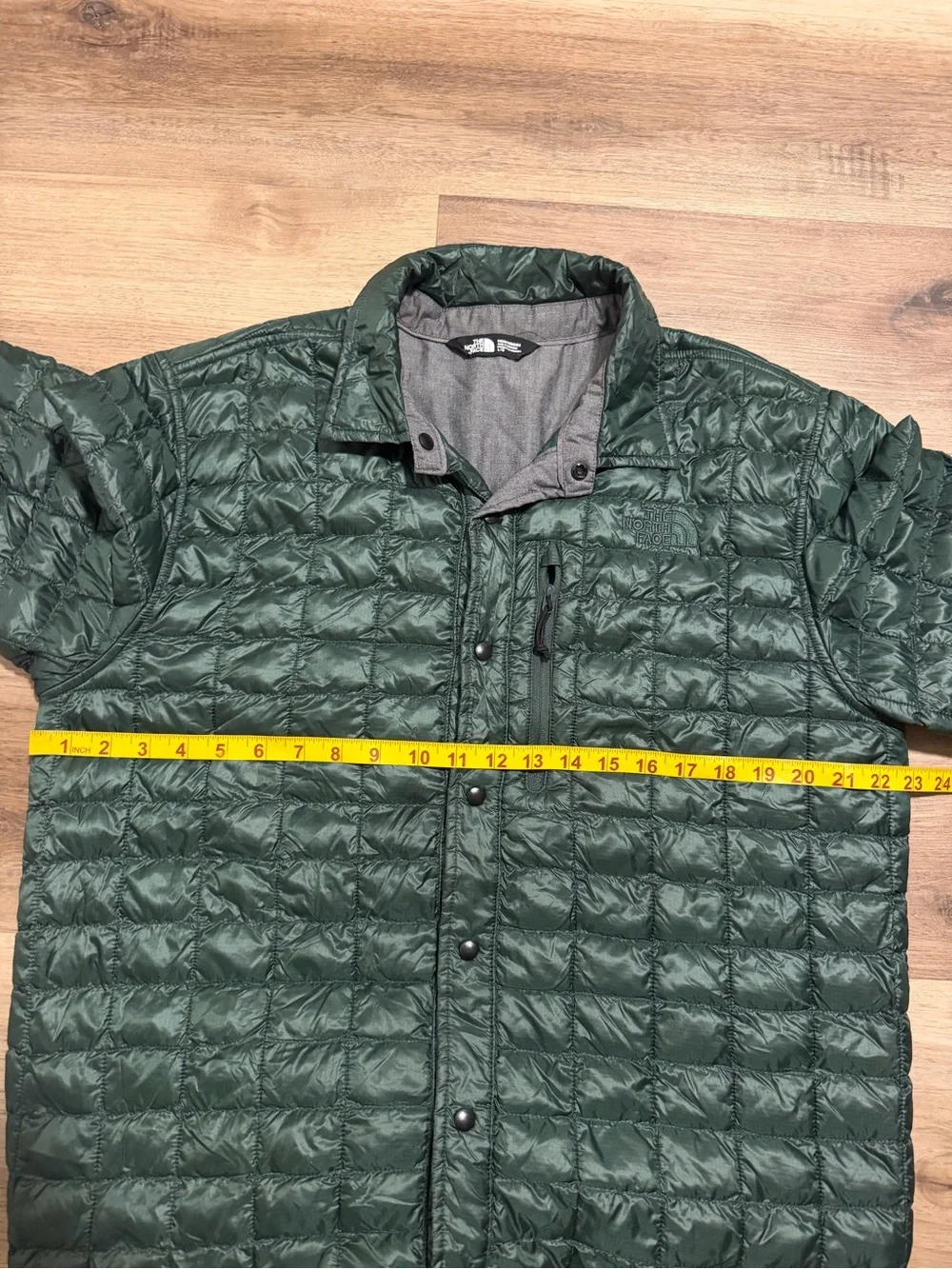 The North Face Lost Coast Thermoball Jacket Men’s Size  L Green Quilted Snap